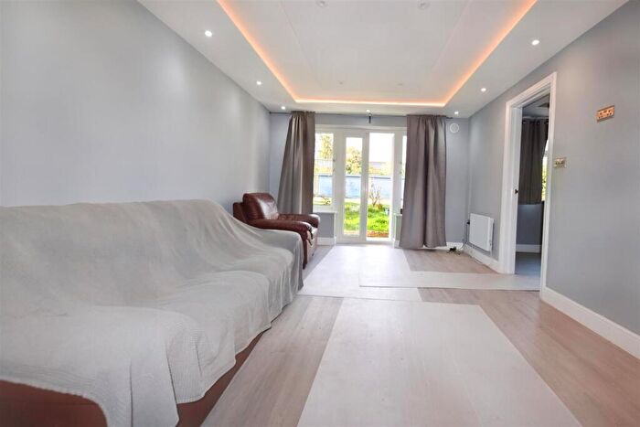 1 Bedroom Flat To Rent In Llanover Road, Wembley, HA9