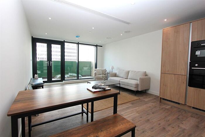 1 Bedroom Flat To Rent In Great George Street, Leeds, LS1