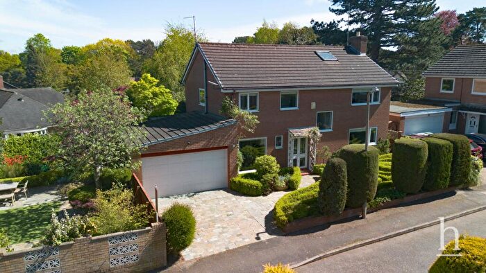 4 Bedroom Detached House For Sale In Whinmoor Close, Prenton, CH43