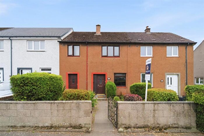 3 Bedroom Terraced House For Sale In Fintry Drive, Dundee, DD4