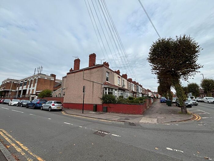2 Bedroom End Of Terrace House For Sale In Broad Street, Coventry, West Midlands, CV6