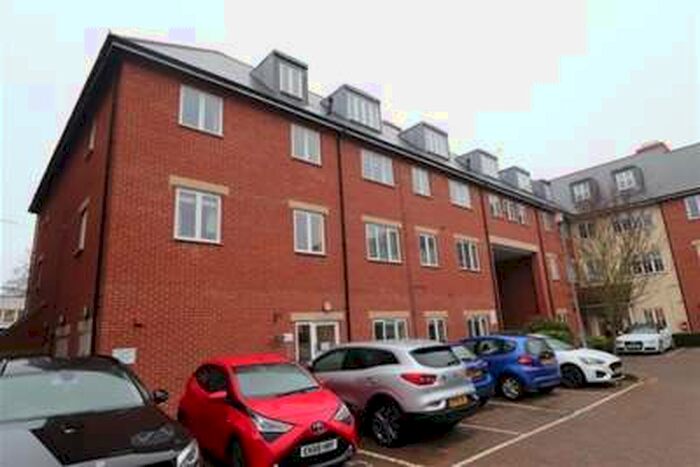 2 Bedroom Flat To Rent In Brentwood Town Centre, CM15