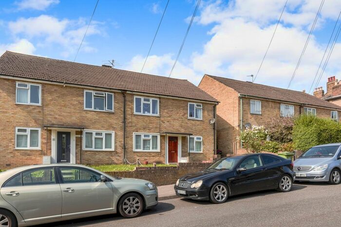 2 Bedroom Maisonette To Rent In Catford, London, SE6