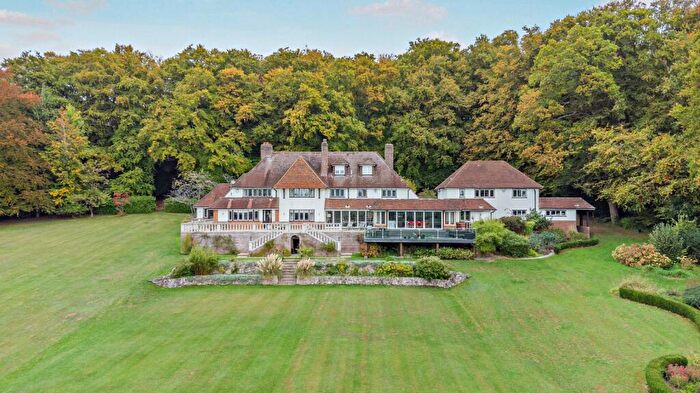 8 Bedroom Detached House For Sale In Whitchurch On Thames, Oxfordshire, RG8