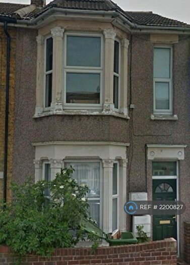 2 Bedroom Maisonette To Rent In Alexandra Road, Sheerness, ME12