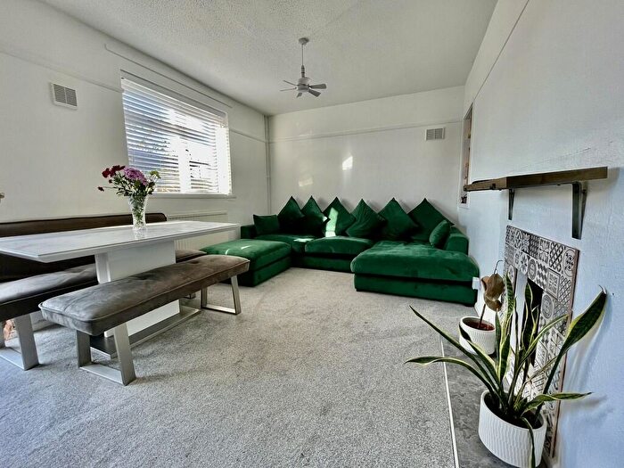 3 Bedroom Terraced House For Sale In Tedder Avenue, Henlow, SG16