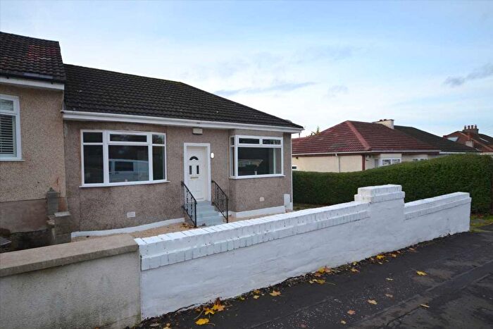 2 Bedroom Semi Detached Bungalow For Sale In Peebles Drive, Rutherglen, Glasgow, G73