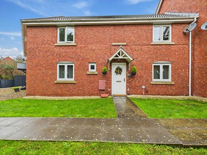 3 Bedroom Terraced House For Sale In Careys Way, Weston-Super-Mare, BS24