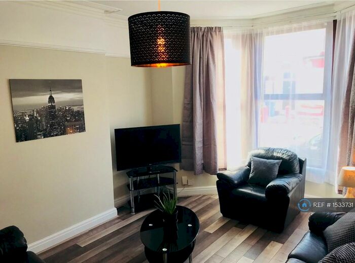 3 Bedroom End Of Terrace House To Rent In Brookdale Road, Liverpool, L15