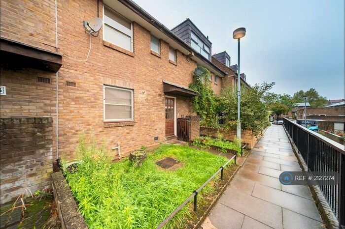 2 Bedroom Terraced House To Rent In Wine Close, London, E1W