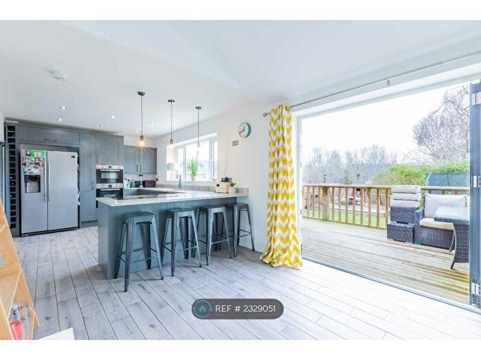 4 Bedroom Semi-Detached House To Rent In The Crescent, Bristol, BS9