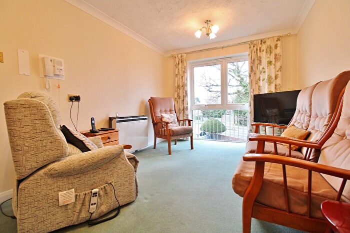 1 Bedroom Retirement Property For Sale In Grosvenor Court, Stubbington, PO14