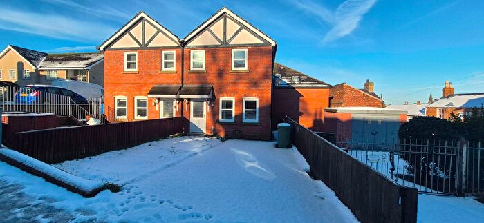 2 Bedroom Semi Detached House For Sale In A Princess Royal Park, Scarborough, YO11