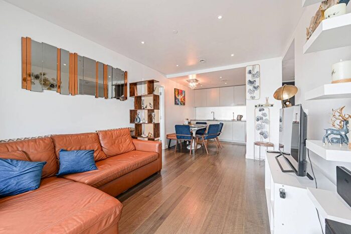 2 Bedroom Flat To Rent In Cutter Lane, North Greenwich, London, SE10