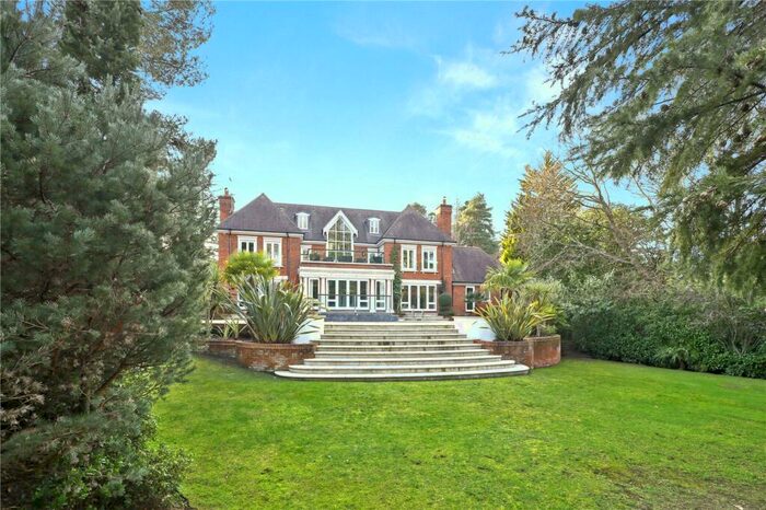 6 Bedroom Detached House To Rent In Old Avenue, Weybridge, Surrey, KT13