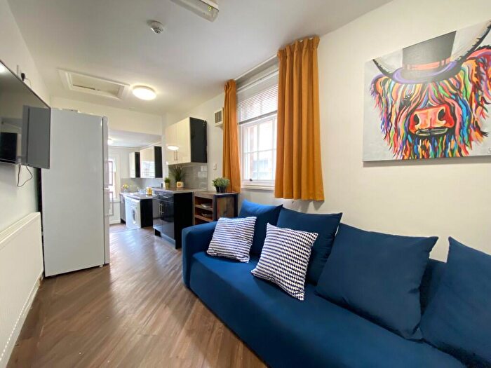 7 Bedroom Flat To Rent In Flat, Mount Pleasant, Liverpool, Merseyside, L3