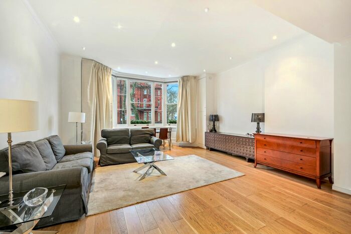 1 Bedroom Flat To Rent In Pont Street, Knightsbridge, SW1X