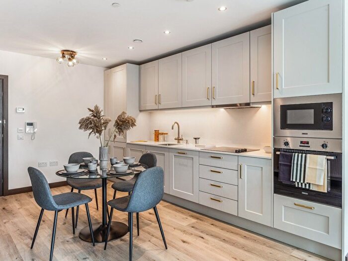 2 Bedroom Flat For Sale In Abbey Road, Barking, IG11