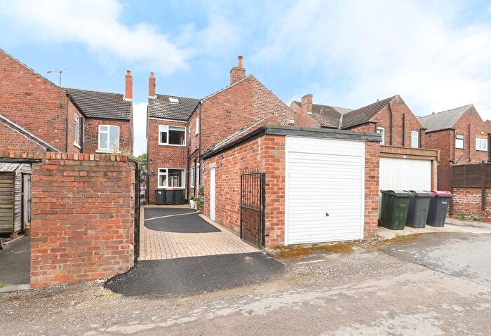 4 Bedroom Semi-Detached House For Sale In Wales Road, Kiveton Park, S26