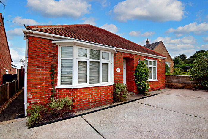 2 Bedroom Bungalow To Rent In Gorse Road, Grantham, Nottingham, NG31