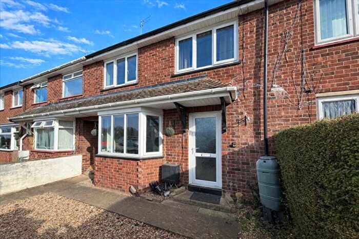 3 Bedroom Terraced House For Sale In Springfield Road, Grimsby, DN33