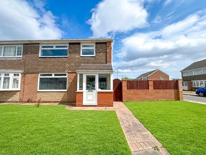3 Bedroom Semi Detached House For Sale In Cawood Drive, Middlesbrough, TS5