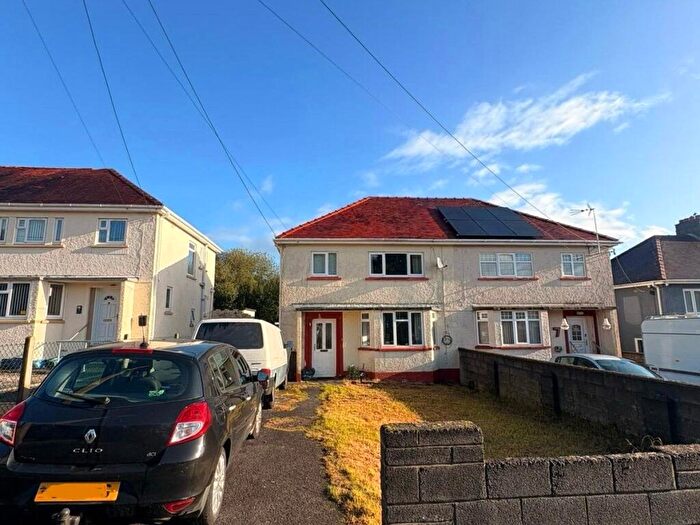 3 Bedroom Semi-Detached House For Sale In Lon Y Gruglas, Ammanford, Carmarthenshire, SA18