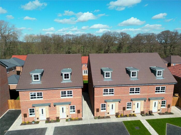 4 Bedroom Semi-Detached House To Rent In Pearl Drive, Worksop, S81