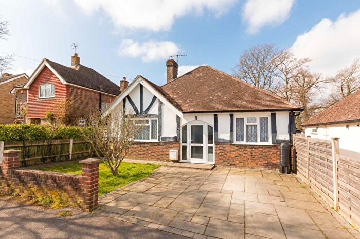 2 Bedroom Detached House For Sale In Southern Avenue, Redhill, RH1