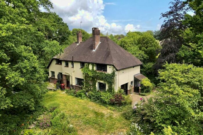 5 Bedroom Detached House For Sale In Crow Hill, Ringwood, BH24