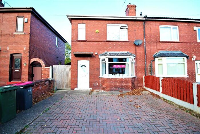 3 Bedroom Semi-Detached House To Rent In Toll Bar Road, Swinton, S64
