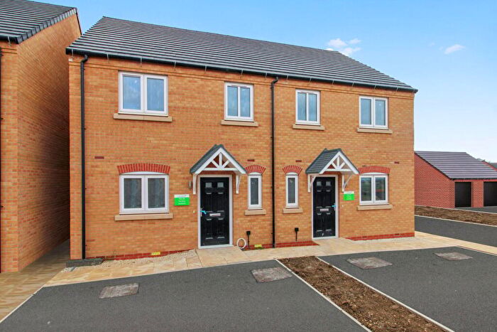 3 Bedroom Semi-Detached House For Sale In Oak Grove, Cambridge Road, Dunton, Biggleswade, SG18