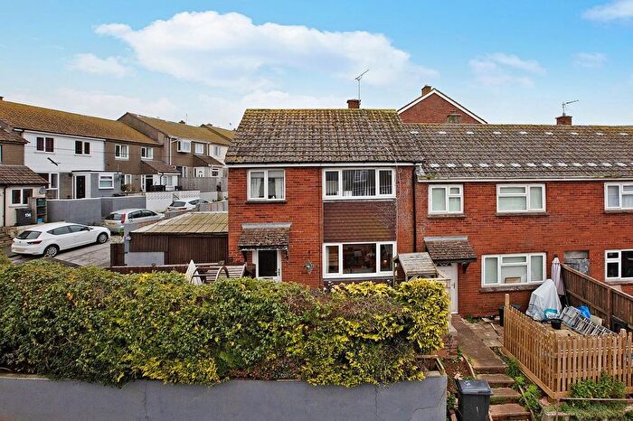 3 Bedroom End Of Terrace House For Sale In Kingsway, Teignmouth, TQ14