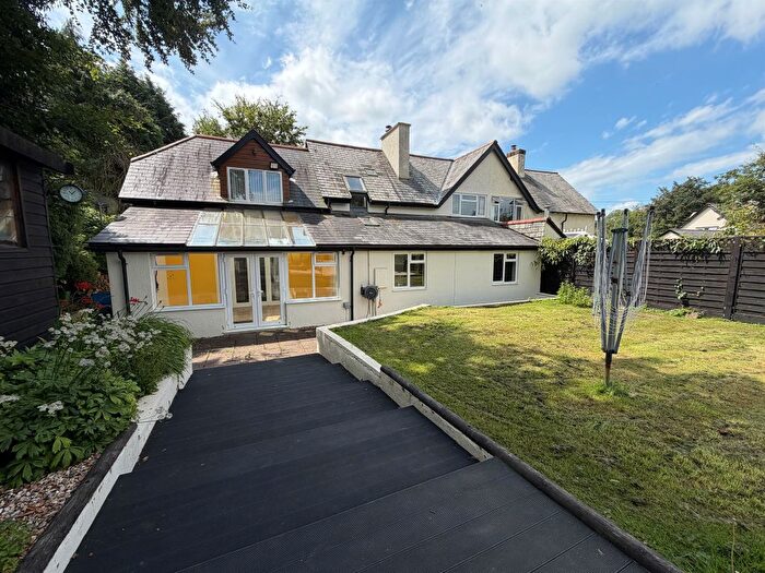 4 Bedroom Semi-Detached House For Sale In Manor Cottages, Rackenford, Tiverton, EX16