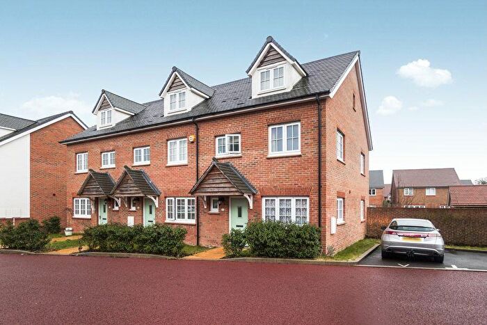 4 Bedroom Town House To Rent In Stonechat Croft, Jennett's Park, Bracknell, RG12