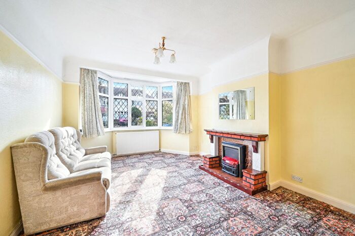 3 Bedroom Terraced House For Sale In Windermere Avenue, Wimbledon, SW19
