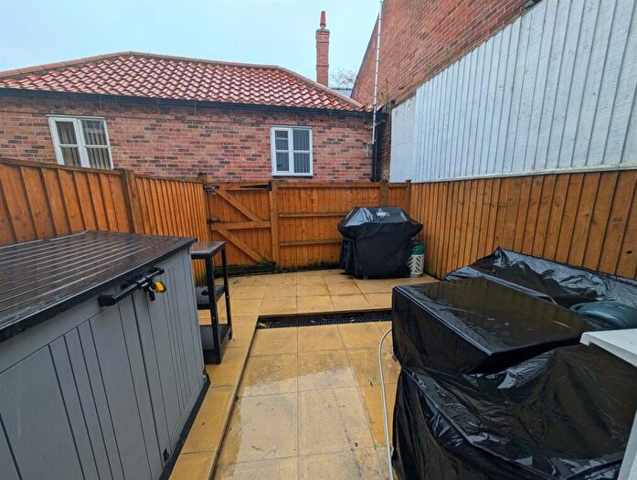 3 Bedroom Terraced House For Sale In Barnby Gate Newark, NG24