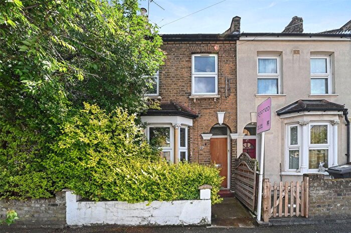 2 Bedroom Terraced House For Sale In Downsell Road, Stratford, London, E15