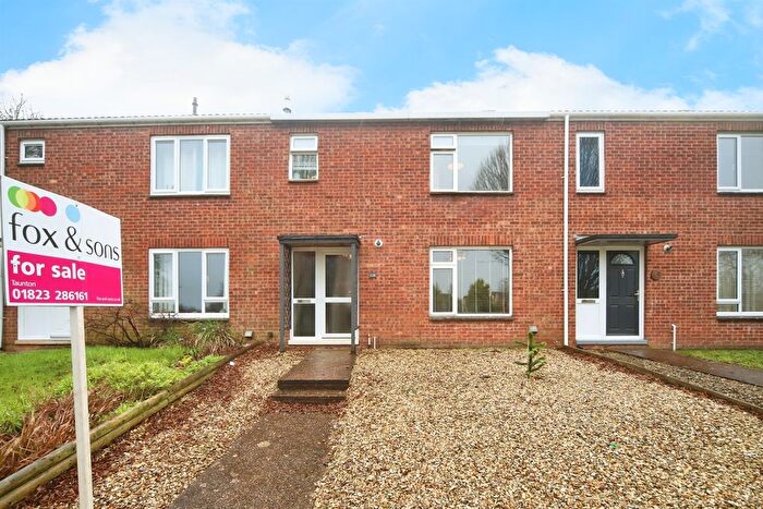 3 Bedroom Terraced House For Sale In Upper Holway Road, Taunton, TA1