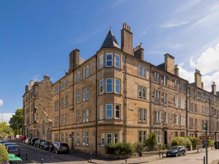 3 Bedroom Flat To Rent In Roseburn Gardens, Roseburn, Edinburgh, EH12
