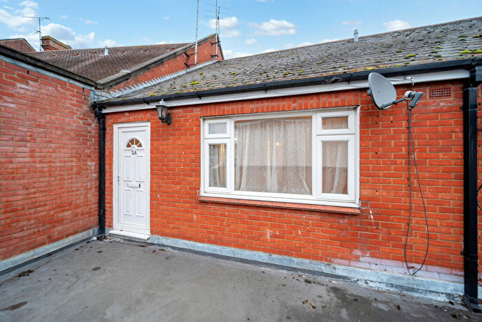 2 Bedroom Flat To Rent In Lower Brook Street, Ipswich, IP4