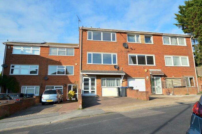 3 Bedroom Terraced House To Rent In Margate, CT9