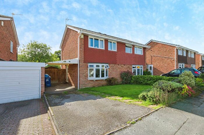 3 Bedroom Semi-Detached House For Sale In Hebden, Wilnecote, Tamworth, B77