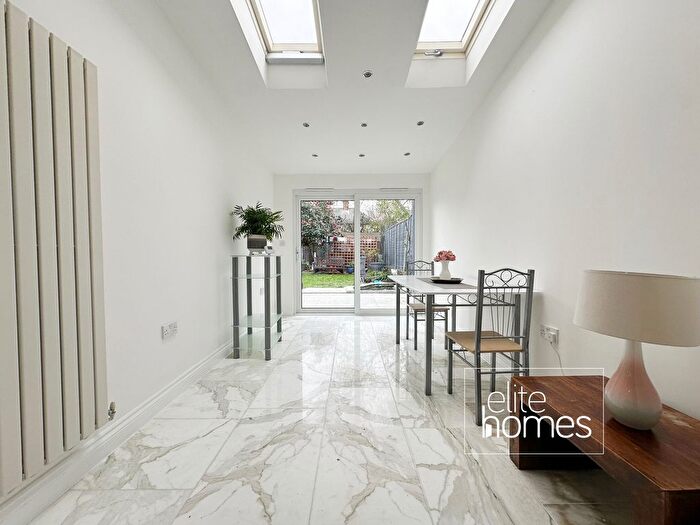 2 Bedroom Terraced House For Sale In Carterhatch Lane, Enfield, EN1