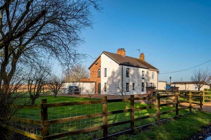 4 Bedroom Property For Sale In Smeeth Road, Marshland St James, Norfolk, PE14