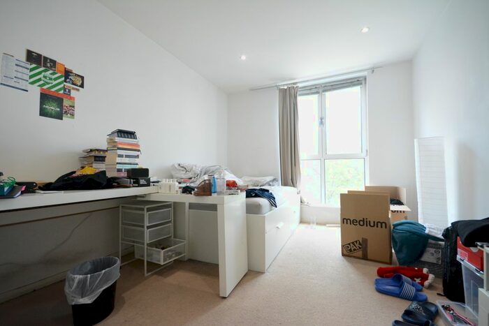 2 Bedroom Flat To Rent In Adams Walk, Nottingham, NG1