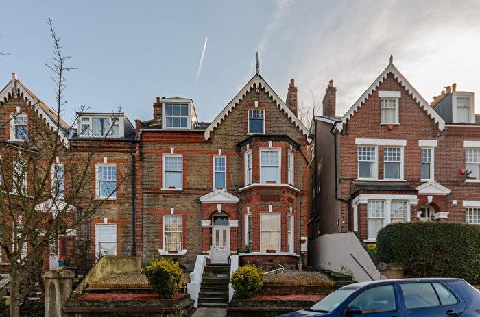 1 Bedroom Flat To Rent In Foyle Road, East Greenwich, London, SE3
