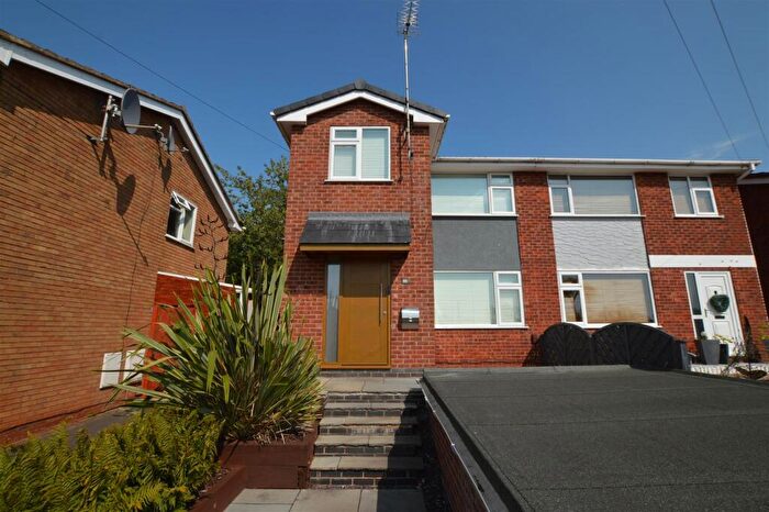 3 Bedroom Semi-Detached House For Sale In Glebe Road, Thringstone, Coalville, LE67