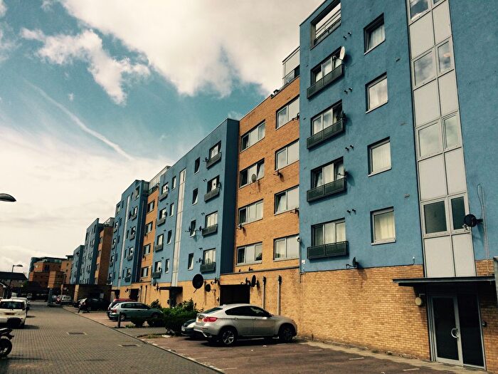 2 Bedroom Flat To Rent In Defence Close, London, SE28