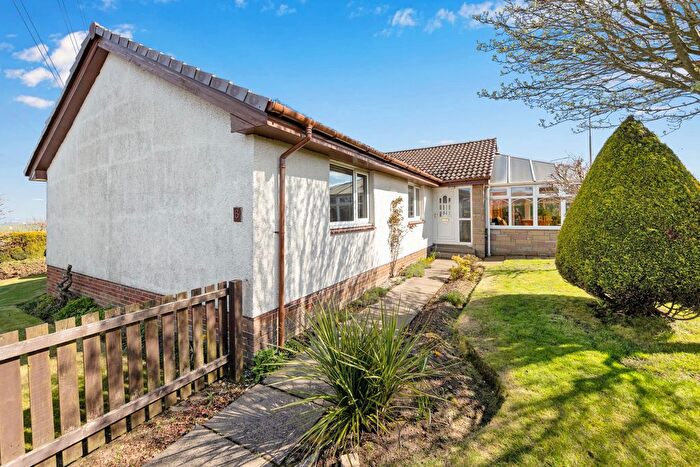 4 Bedroom Bungalow For Sale In Station Road, Kirknewton, EH27
